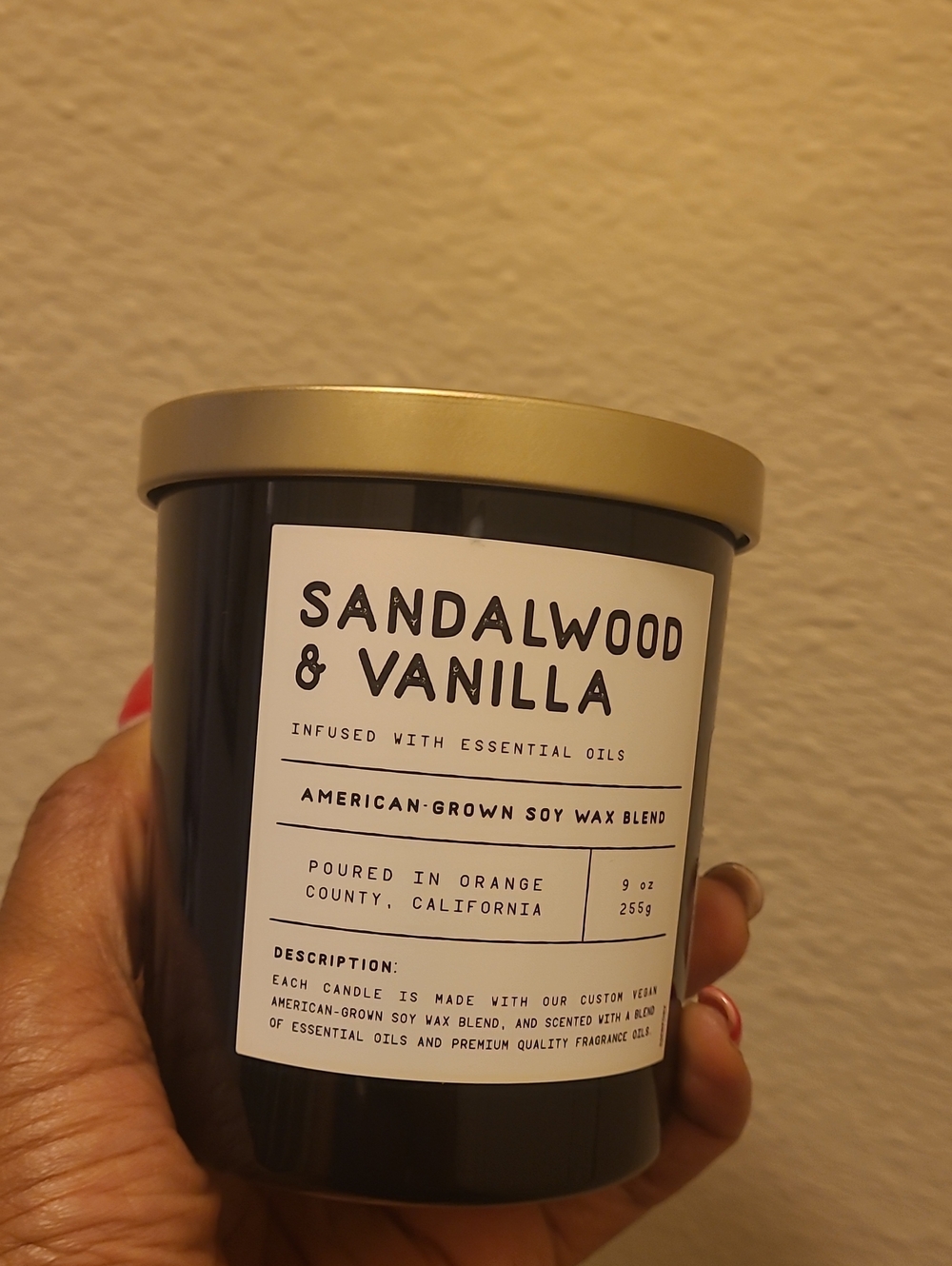 Sandalwood & Vanilla Soy Candle - 9oz